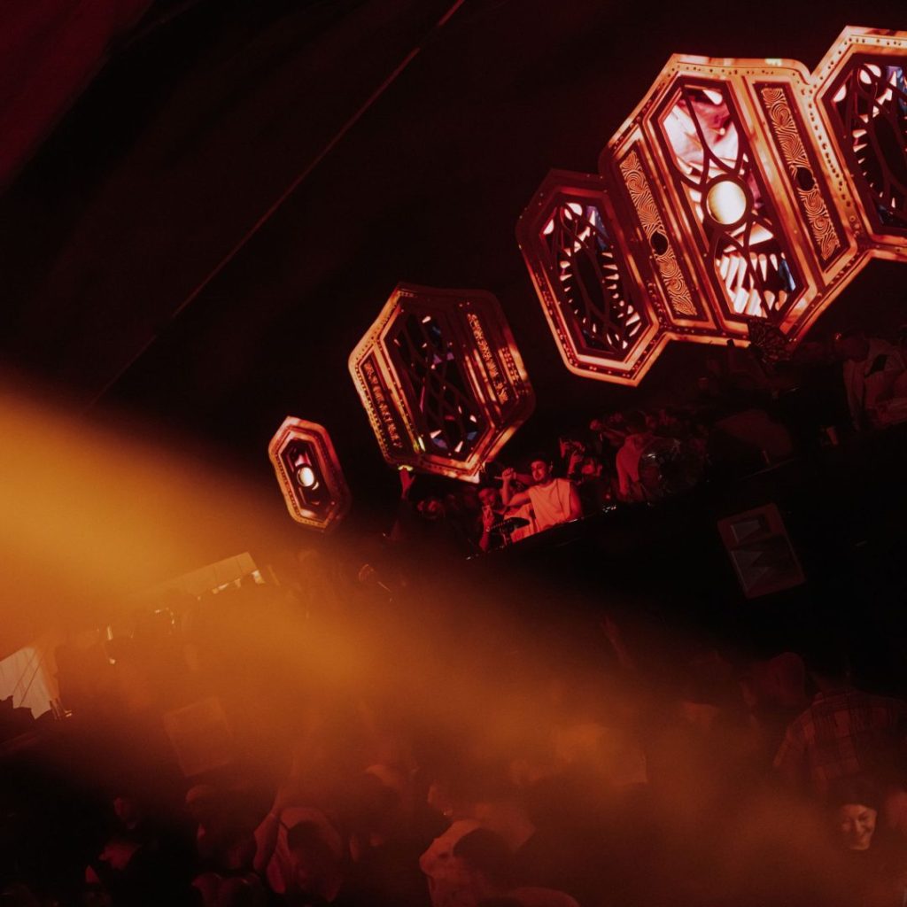 Energia verii explodează la JAMIE JONES | KRISTAL GROOVE x THE BRUNCH AFFAIR – 6 iunie e ziua ta!