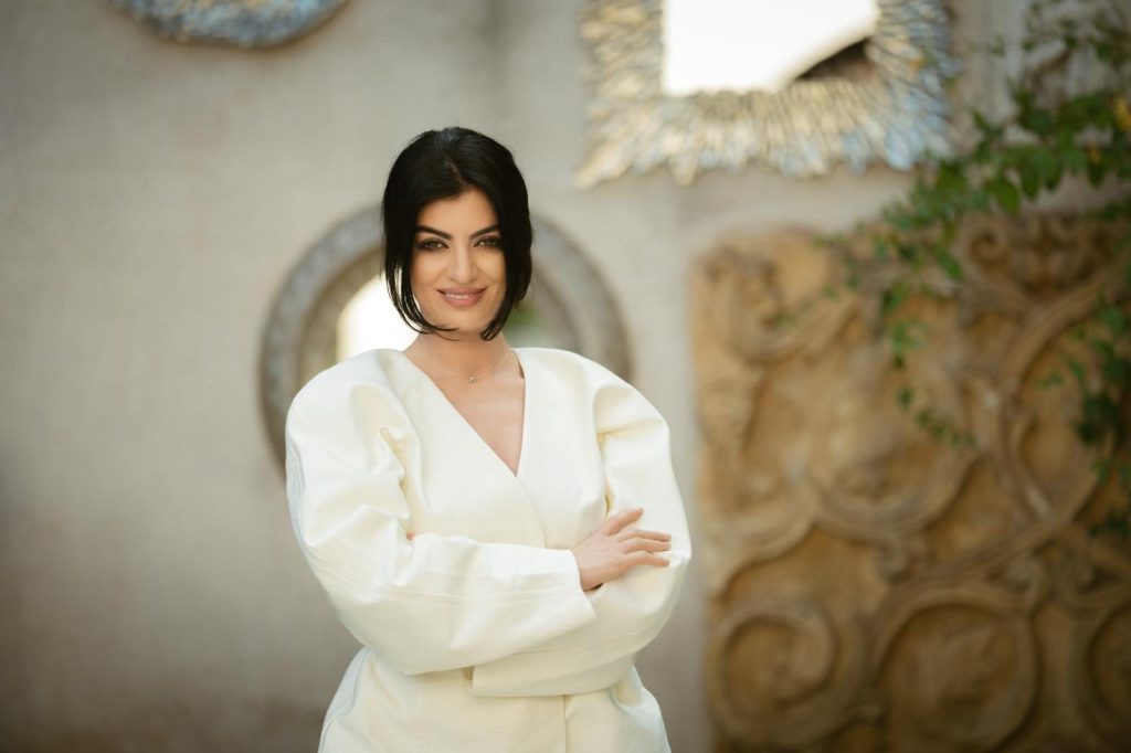 Cum schimbă Carmen Macovei, fondator Pro-HR.ro, recrutarea personalului cu tehnologie